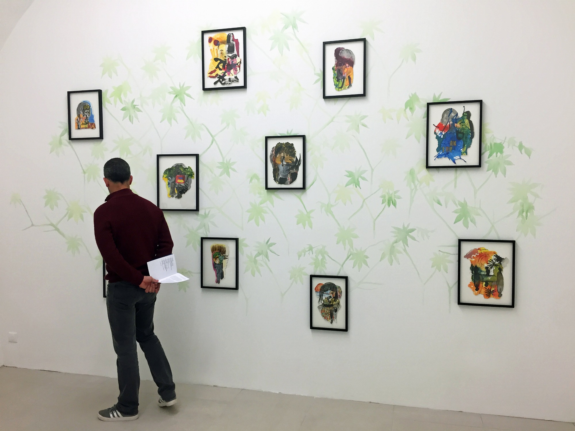 10.	Vue de l’exposition « Reflets dans la jungle » de Leslie Amine, 2019.
