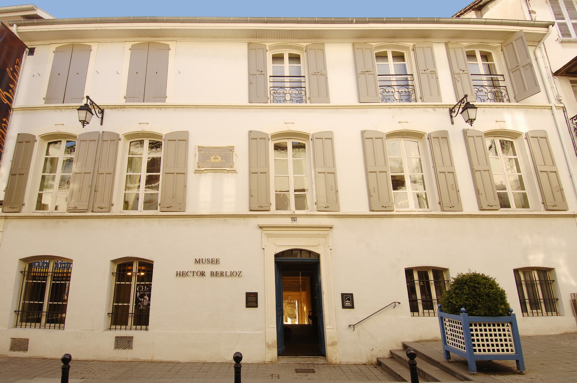 Façade rue de la République