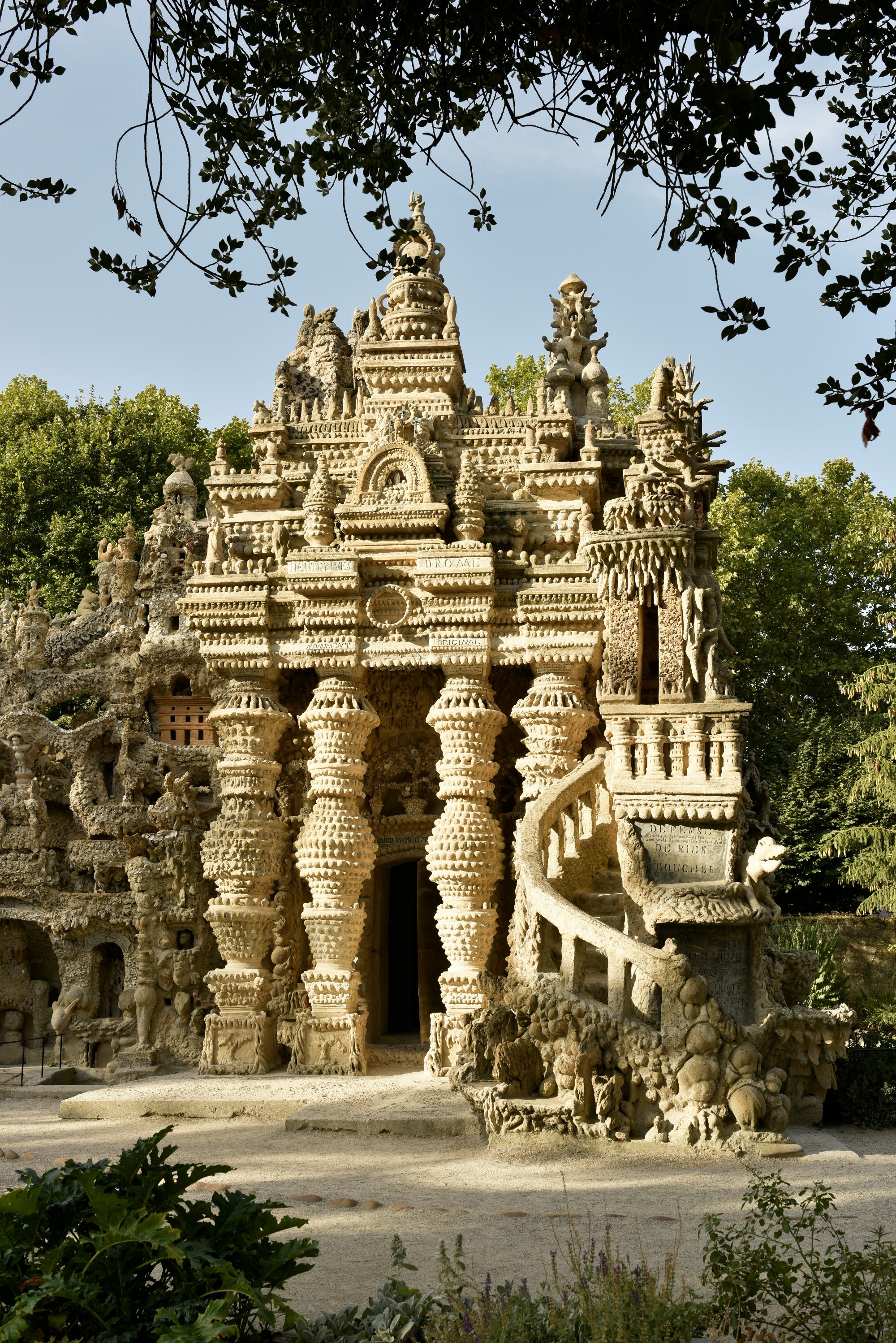 Palais idéal du facteur Cheval (Temple Egyptien)