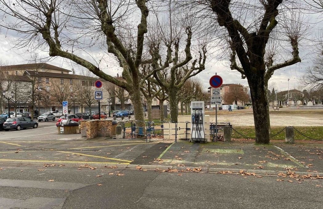 Aire de Service camping-car_Saint-Marcellin