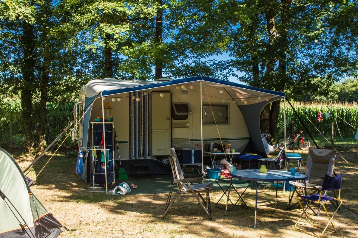Emplacement nu