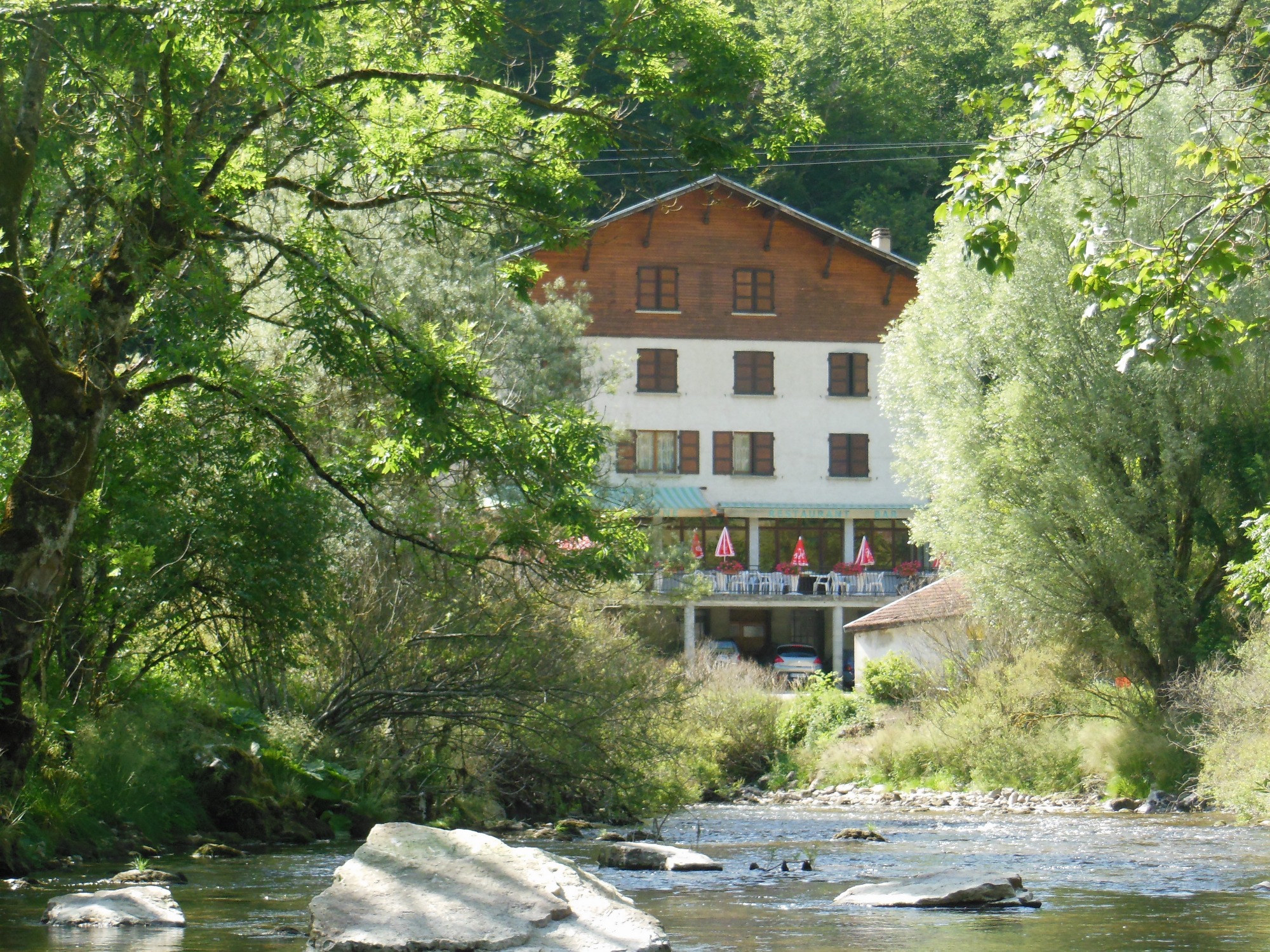Hôtel-Restaurant de la Bourne à Rencurel dans le Vercors