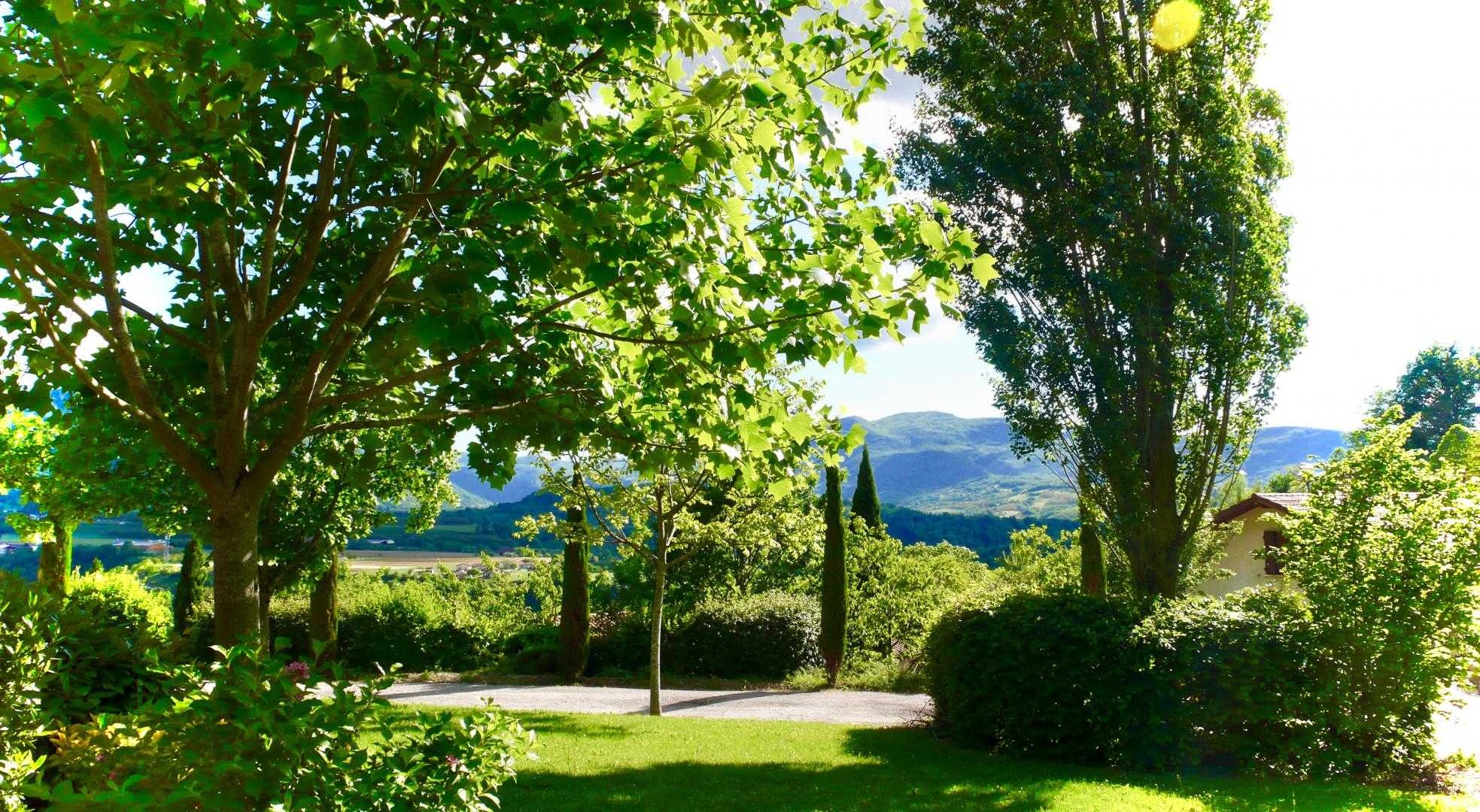 Gite le Paradis*** Pont en Royans Vercors - Gite 319102 - Vert - Vue sur le Vercors