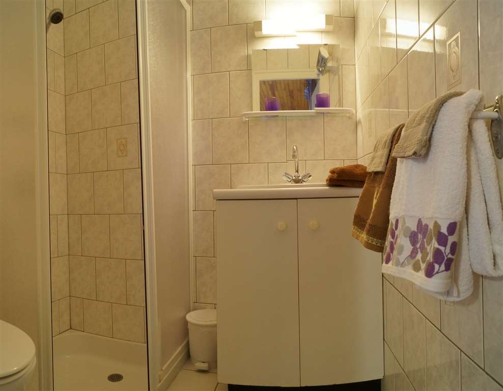 Salle d'eau Chambre 3