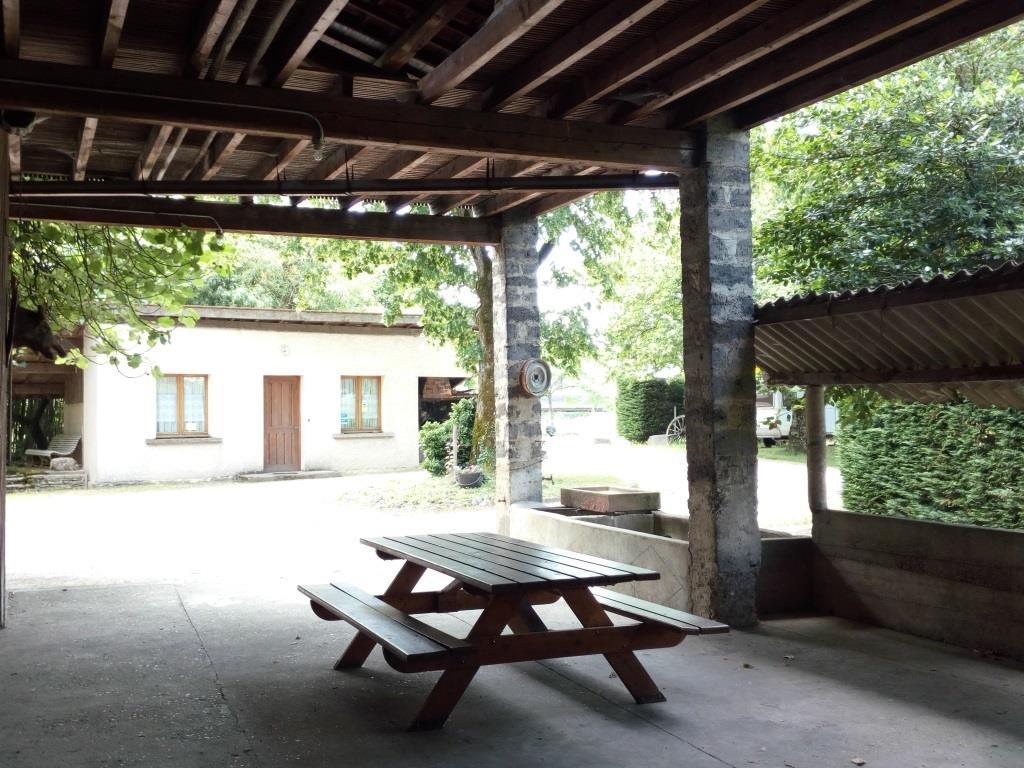 L'espace sous abri
