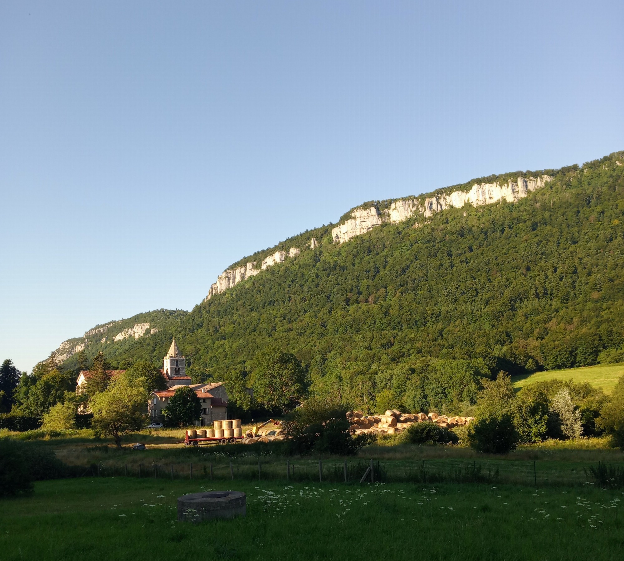 Léoncel au moment des foins