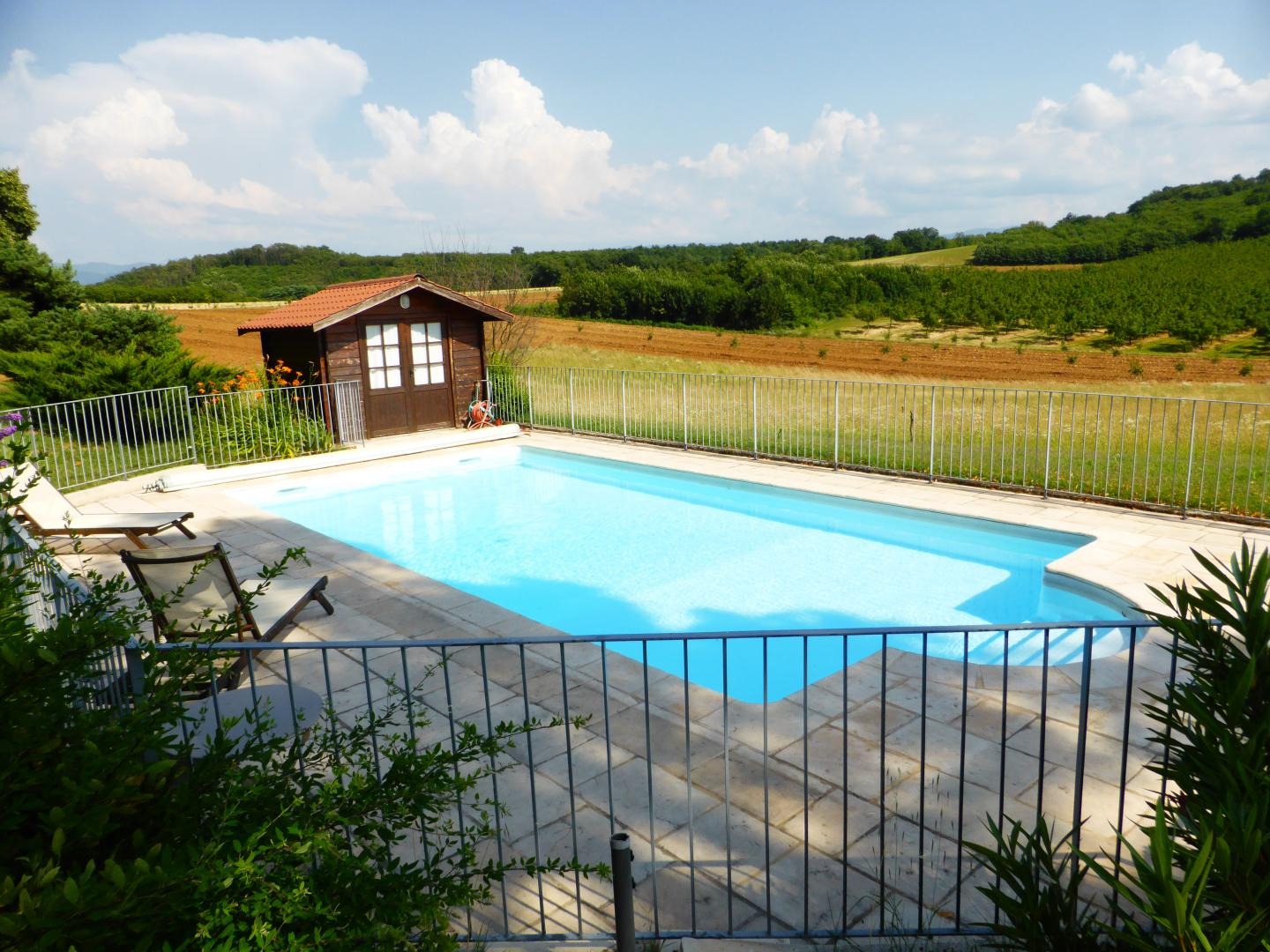 Accès à la piscine des propriétaires