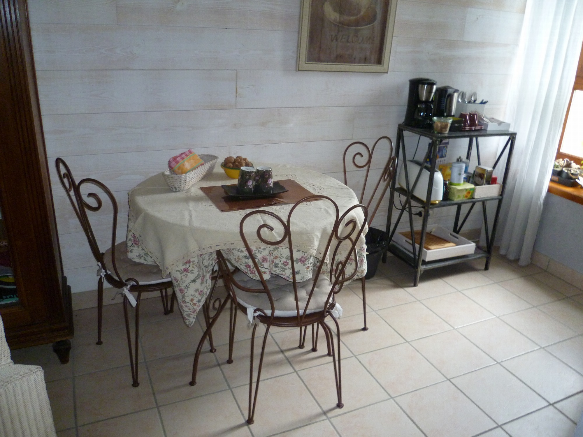 coin pause café avec accessoires