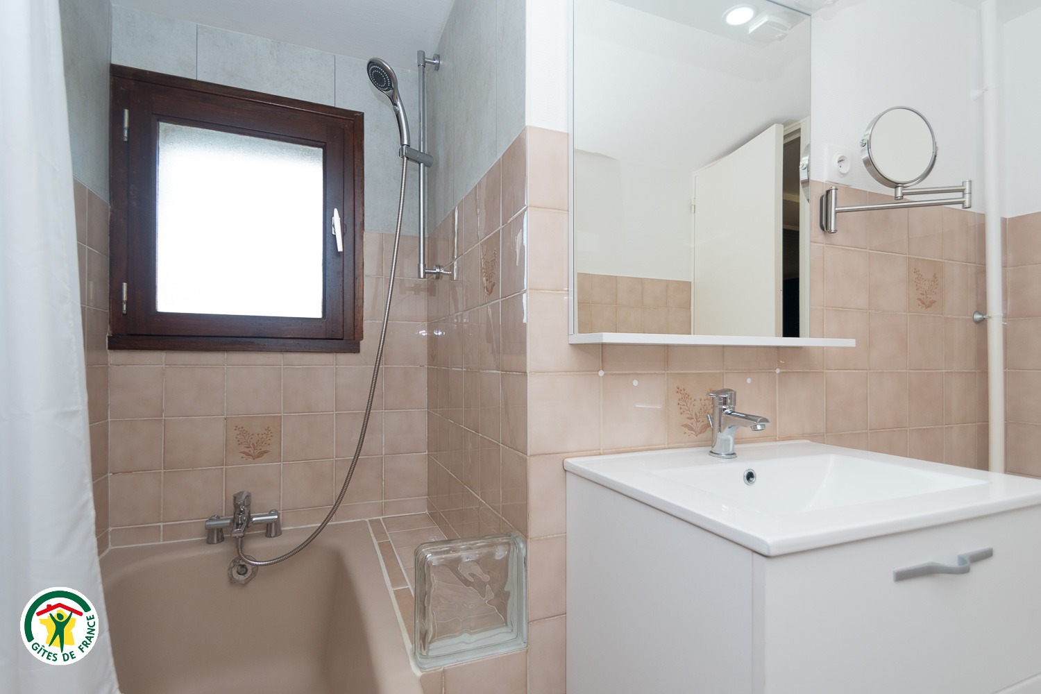 Salle de bains & wc au 1er
