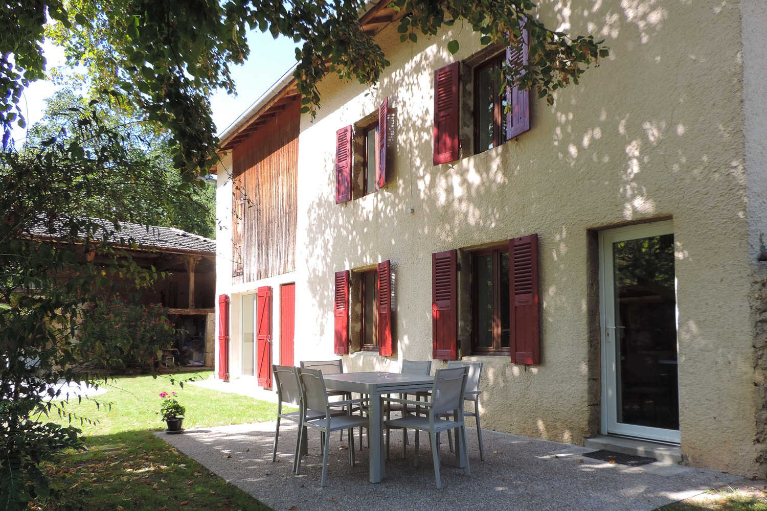 Eté 2019 Terrasse à l'ombre du Tilleul