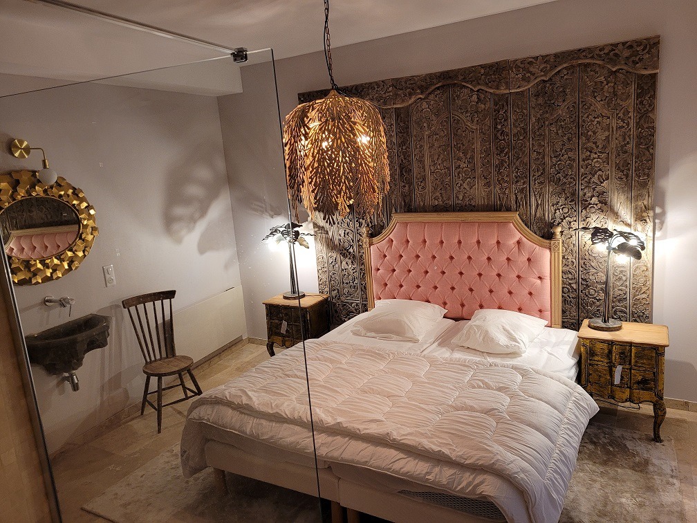 Chambre pour un week-end en amoureux dans un gîte insolite