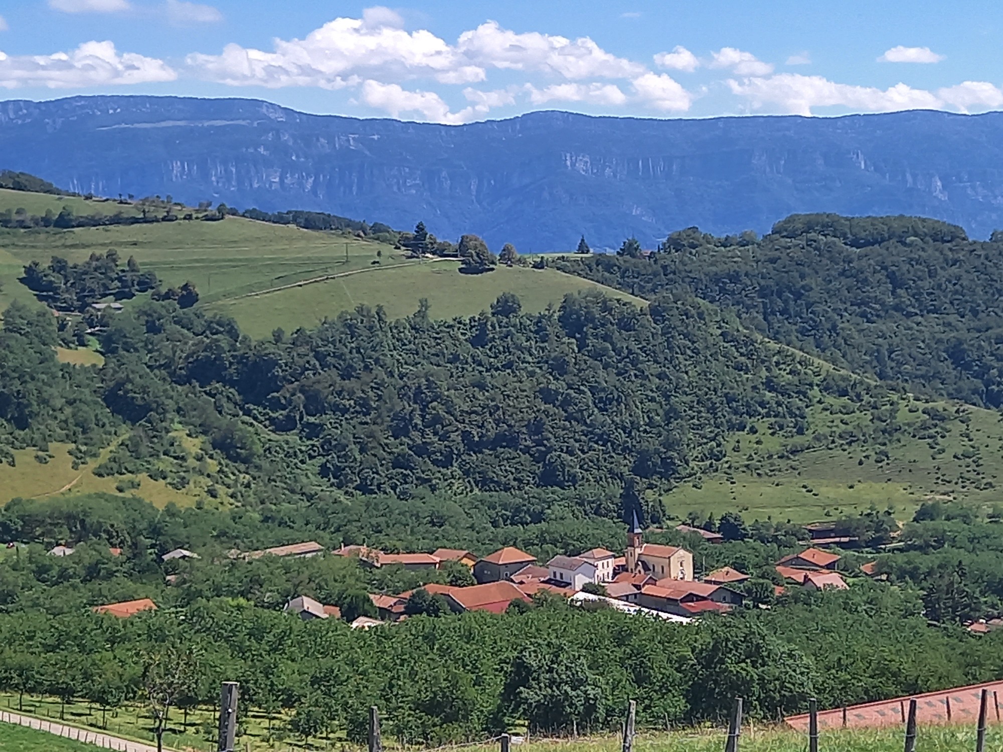 village quincieu.jpg