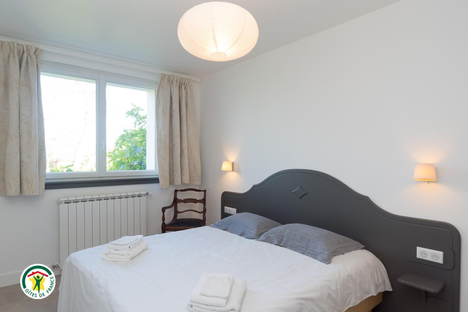 Chambre 4 au 1er 1 lit 2 personnes