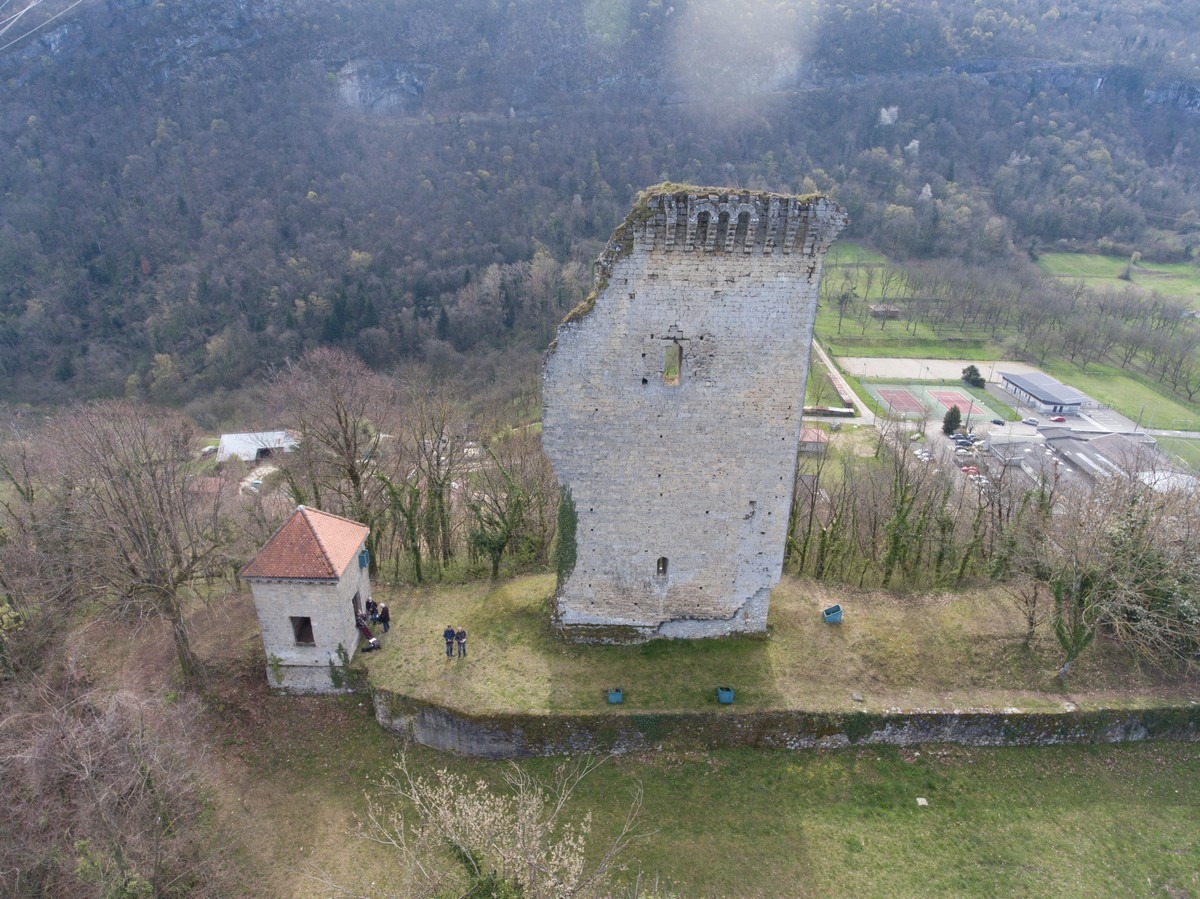 Les ruines du château