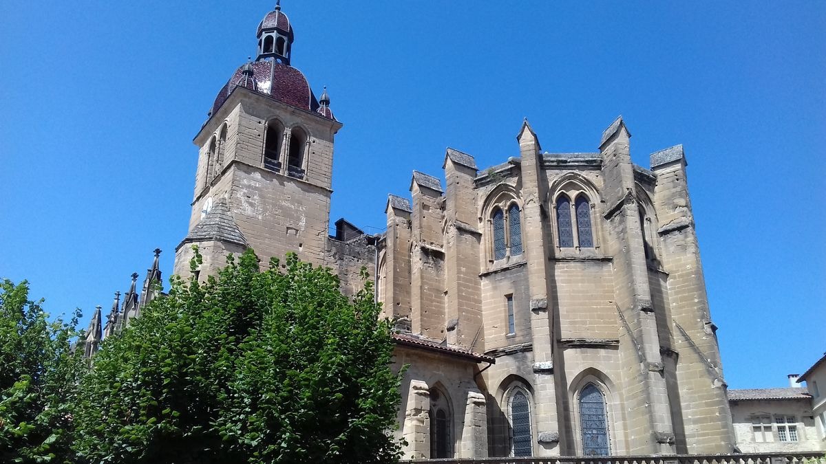 Chevet de l'église et clocher