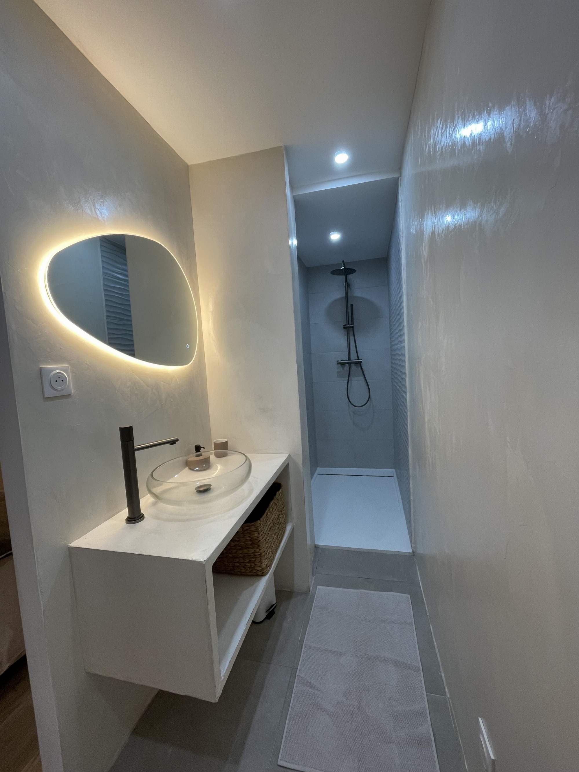 salle de bain chambre 2
