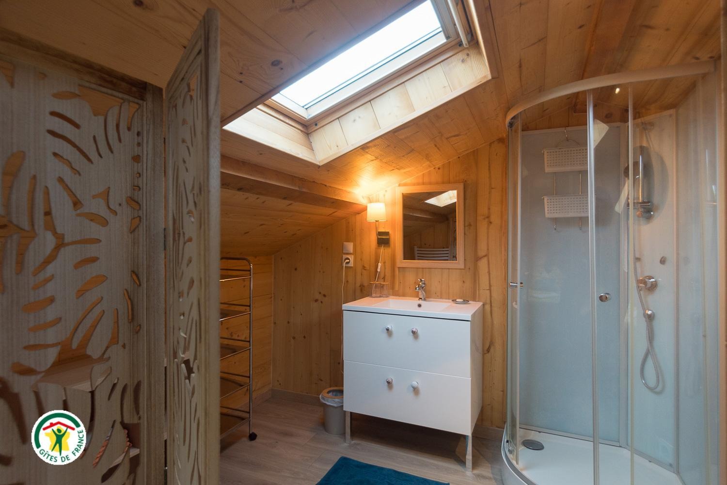 Suite parentale au 2ème avec climatisation et salle d'eau-wc privatif