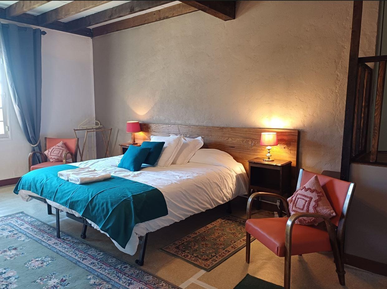 Chambre 4 : 3 lits 1 personne dont 2 lits jumelables