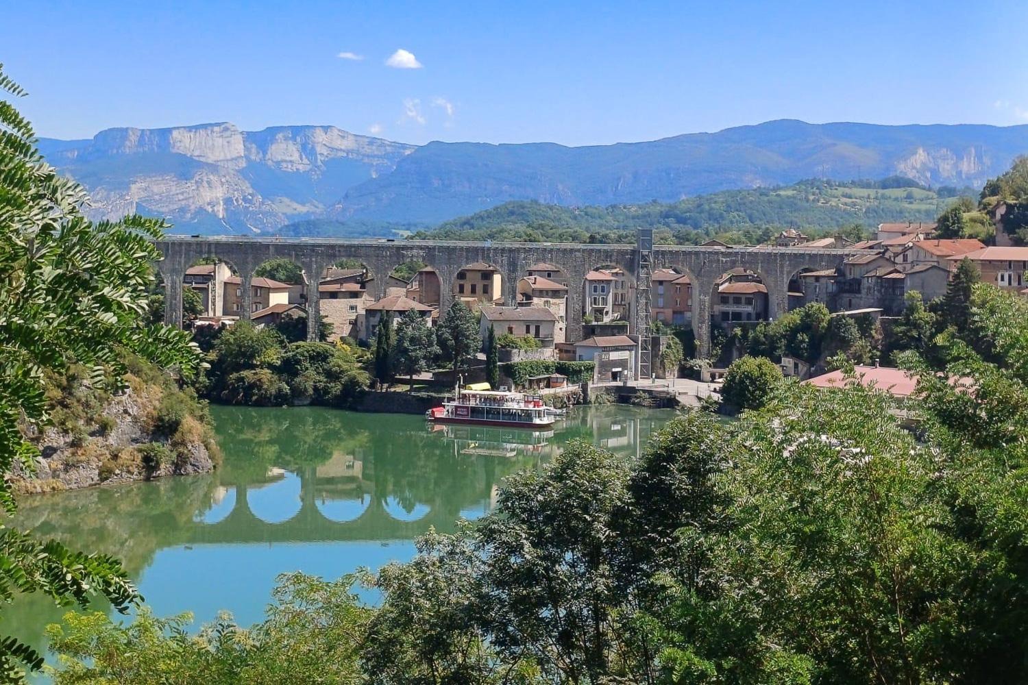 Bateau à roue sur l'Isère
