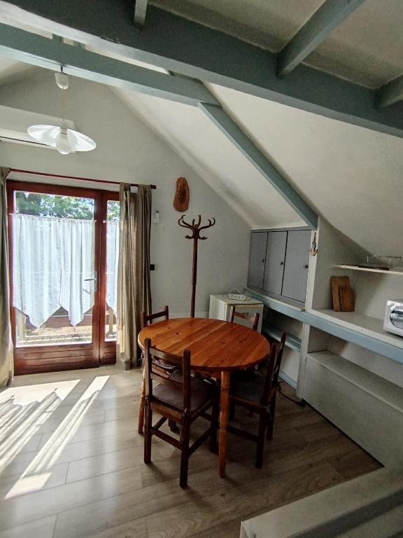 Chalet les genets_Saint-Antoine-l'Abbaye