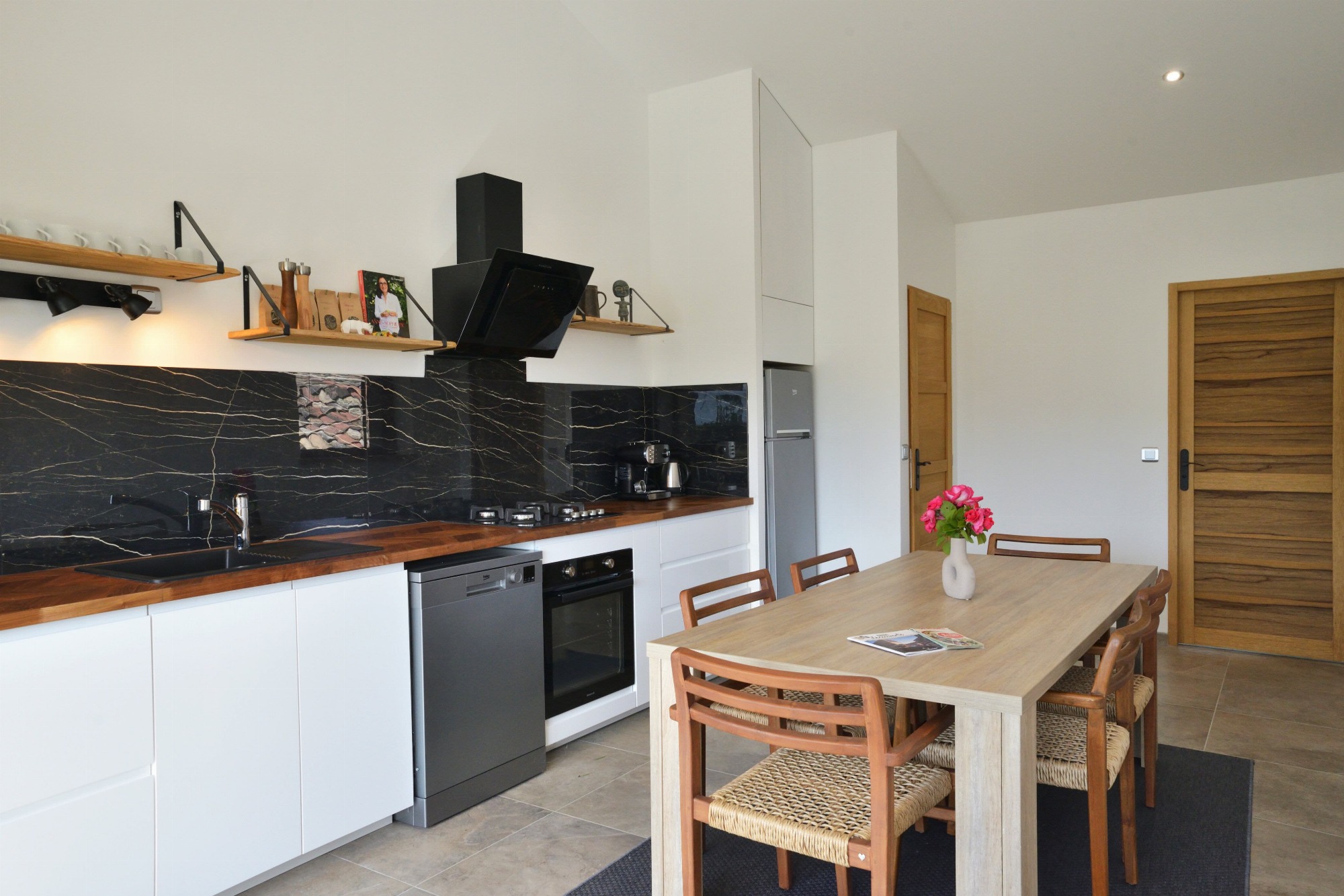 La cuisine avec vue sur la nature