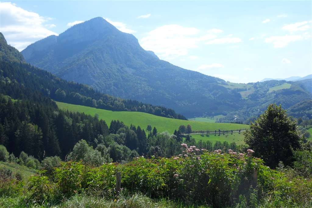 La montagne du Chalimont en été