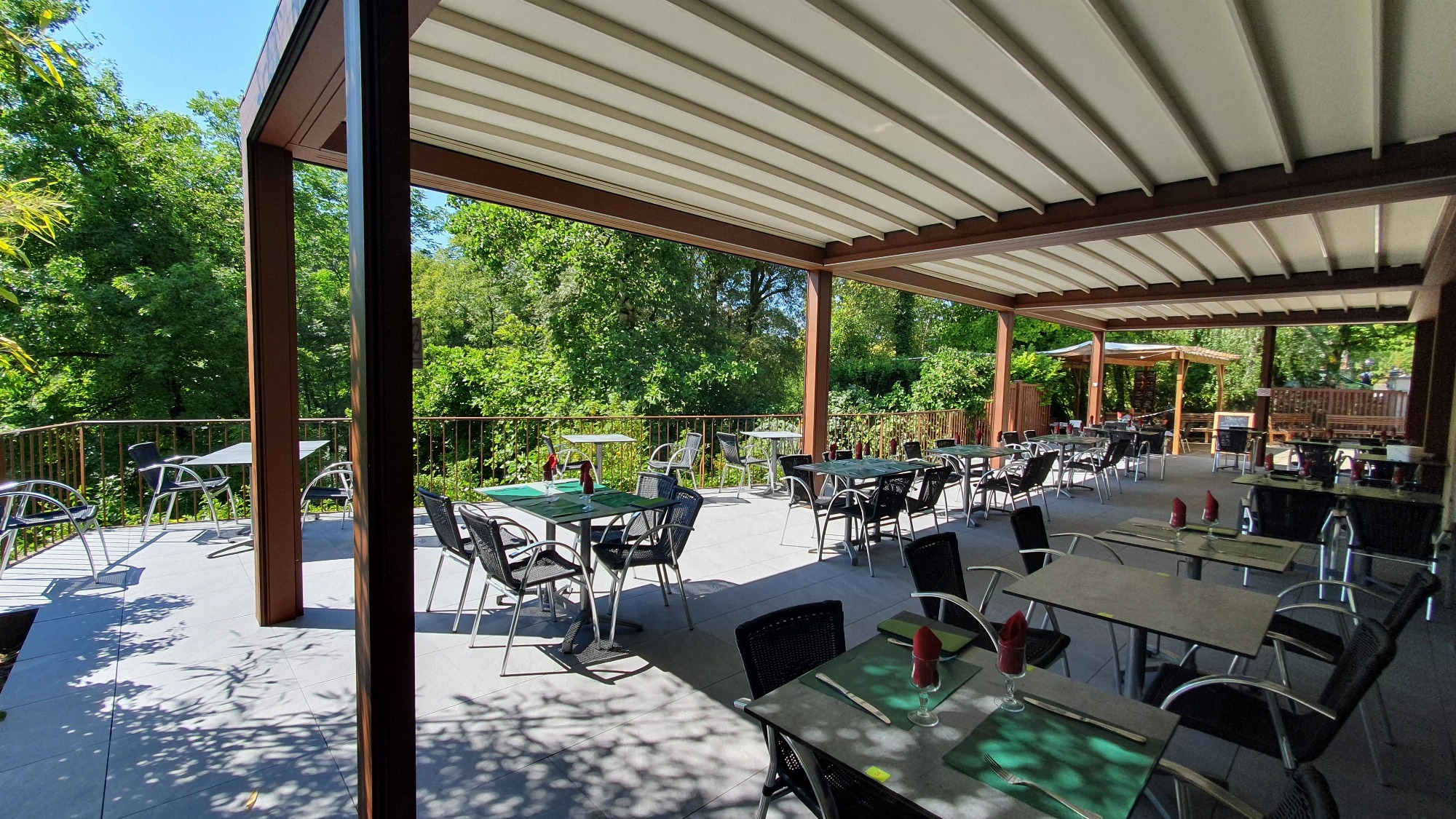 Le Restaurant Côté-Jardin_La Sône
