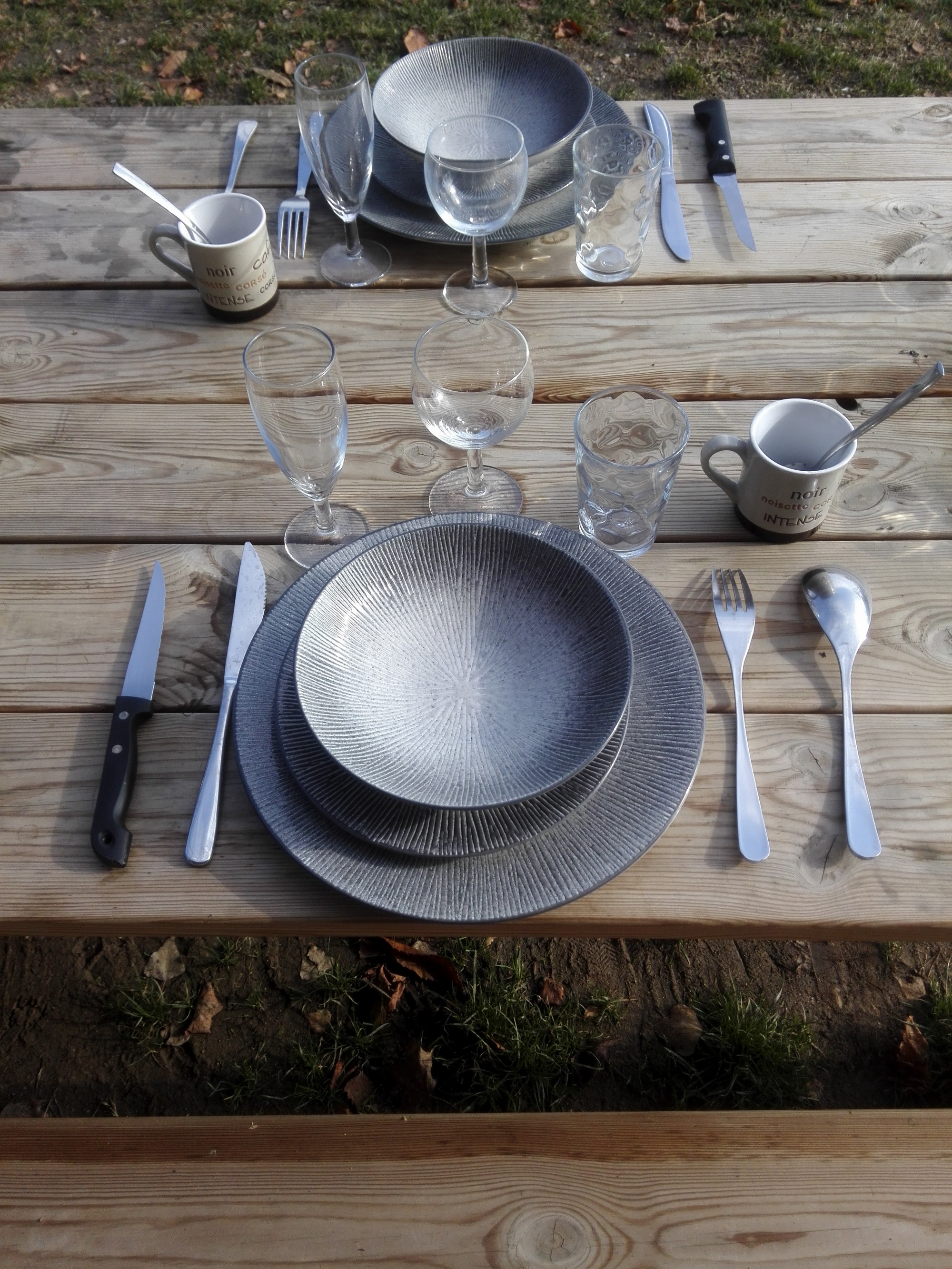 À table...!!...