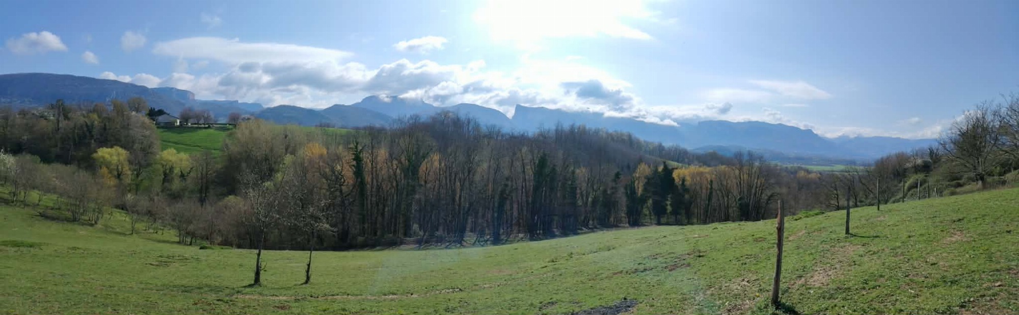 Le bus rétro panoramique - Esprit Vercors_Pont-en-Royans