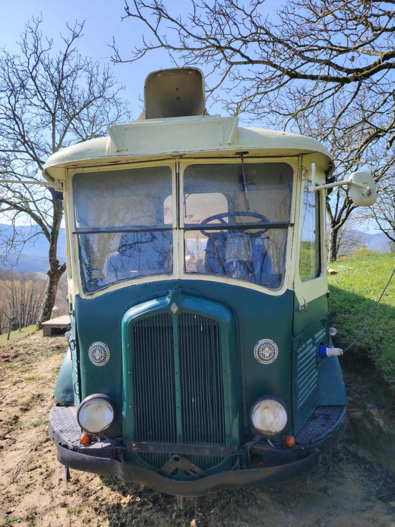 Le bus rétro panoramique - Esprit Vercors_Pont-en-Royans