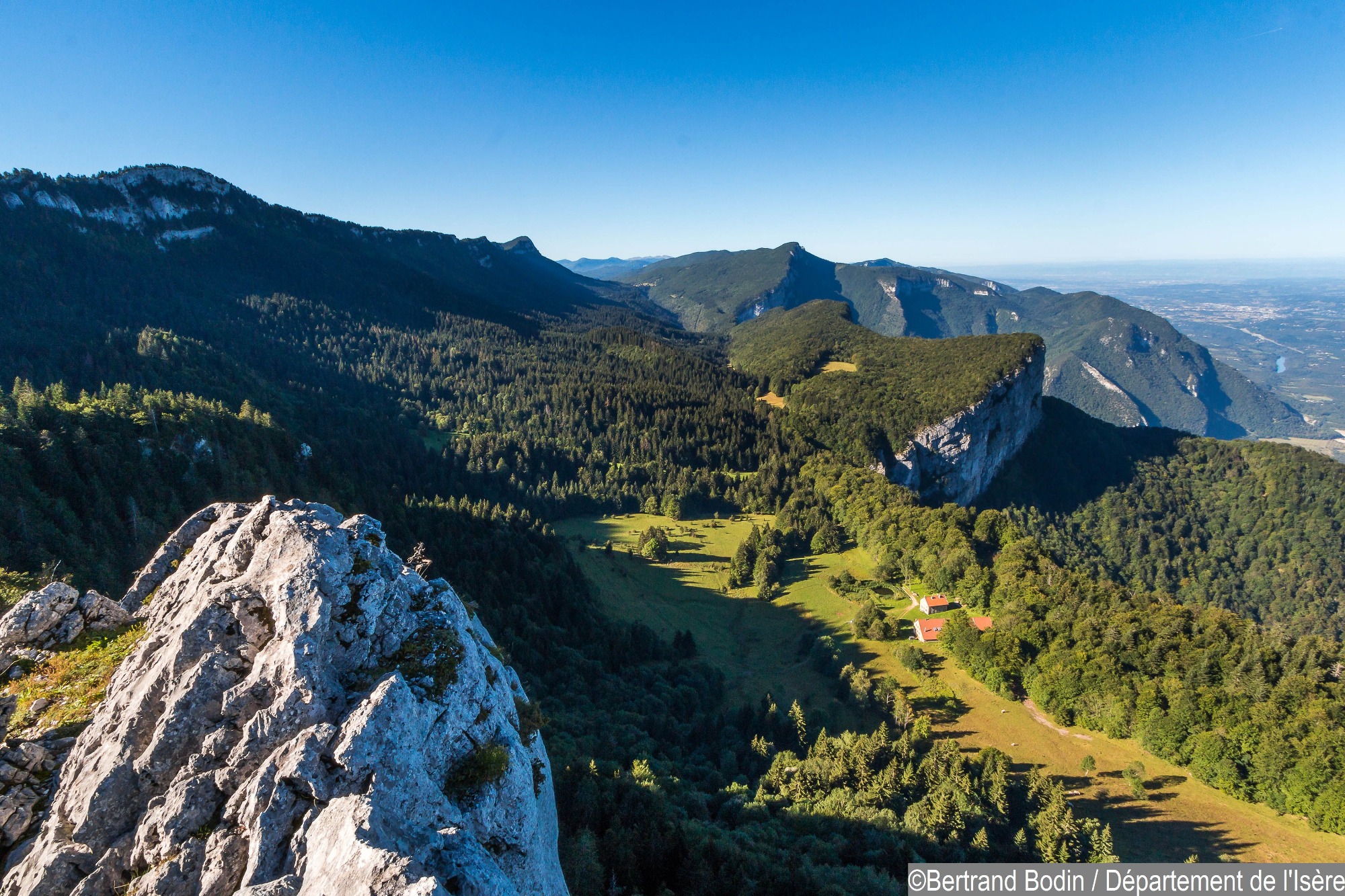 droits_limites_les-ecouges_b-bodin.jpg
