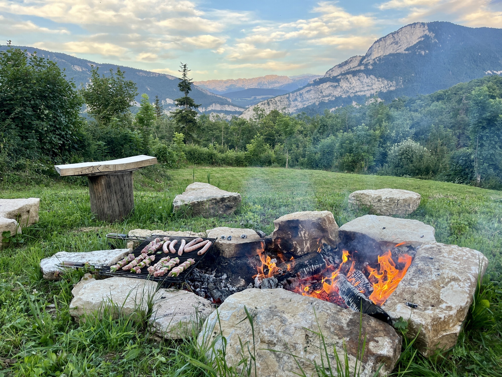Chalet en pierre avec vue montagne - VERCORS_Rencurel