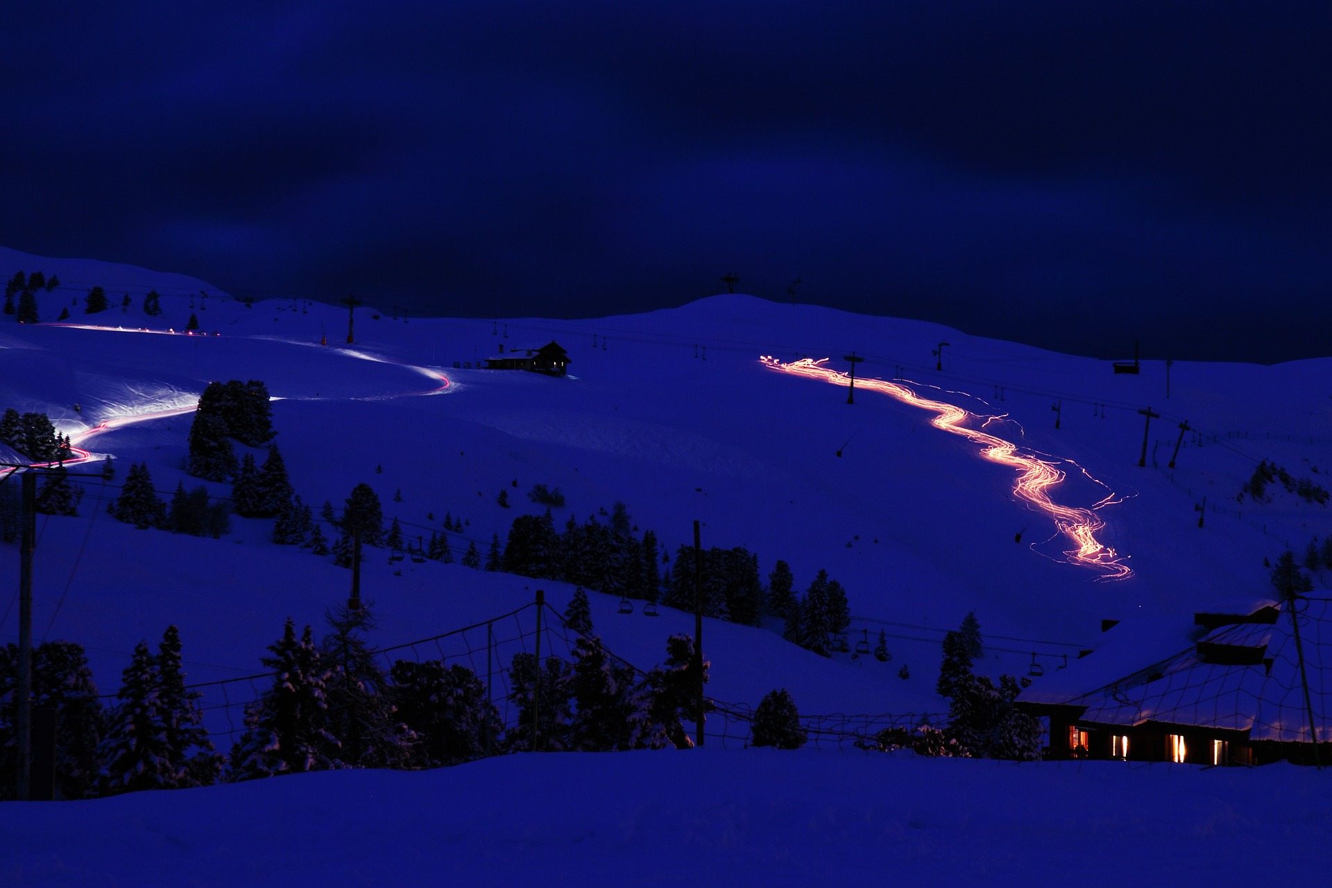 descente aux flambeaux sur la station de ski des coulmes