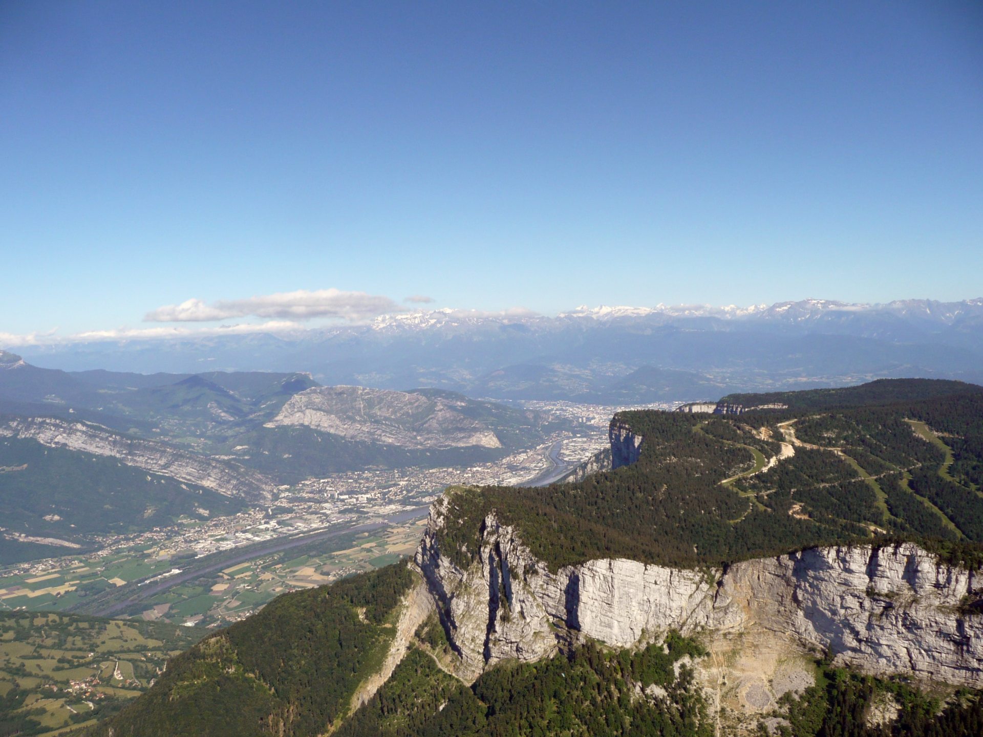 vue sur la vallée de l'isère depuis montaud à la dent de moirans