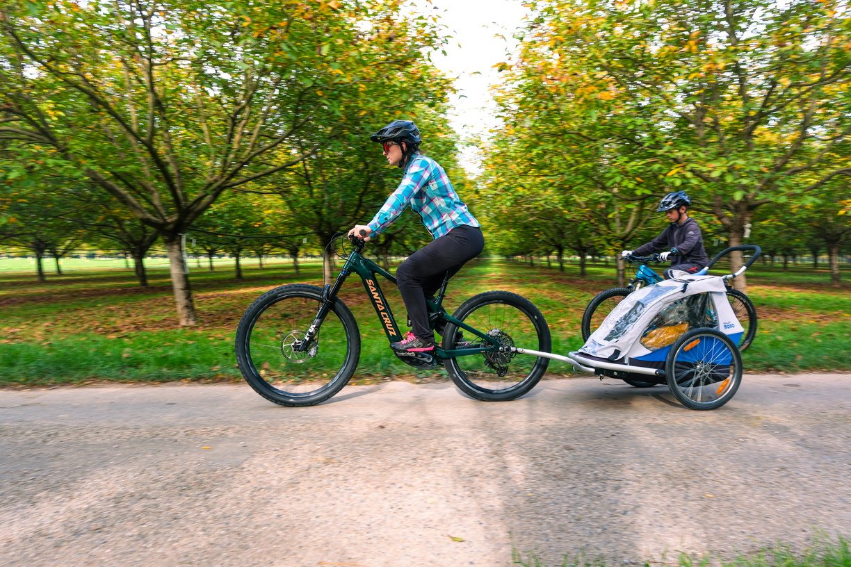 circuit vélo en famille au pied du vercors en isère sous les noyers